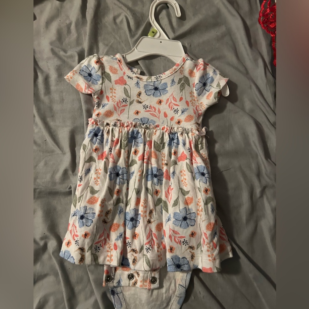 Baby girl dress 0-3 months brand new